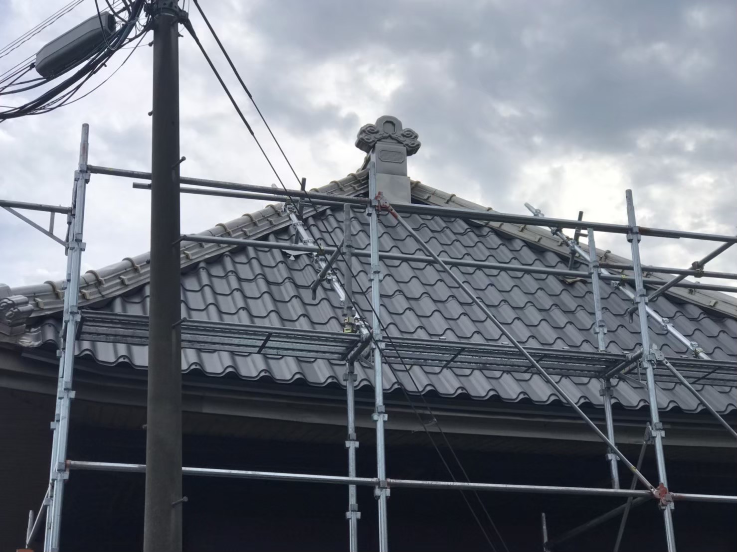 【火災保険適用】印西市　屋根工事　金属瓦　台風被害
